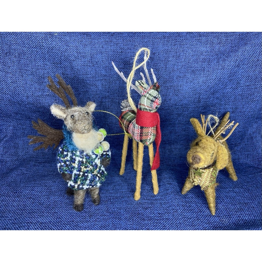 Pottery Barn Plaid Reindeer & Felt Animal Christmas Ornaments Lot of 3 Pre-Owned - Picture 3 of 17